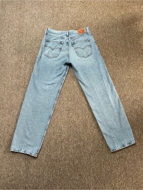 Levi's Light Wash Relaxed Straight Jeans (style ‘94 Baggy)